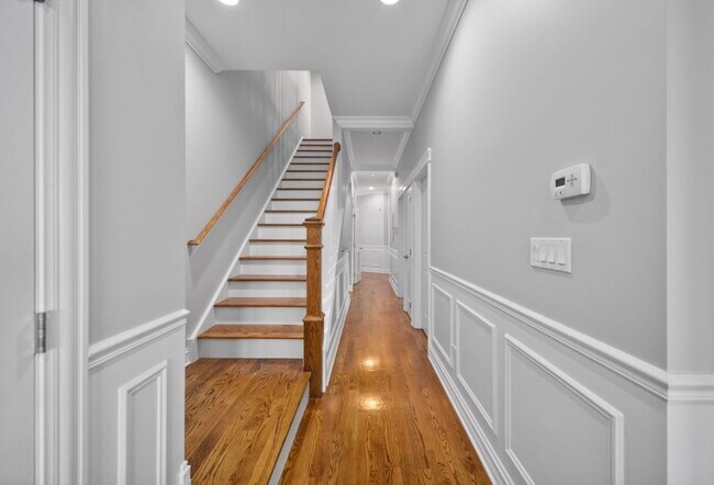 Foto del edificio - 3136 N Elston Ave