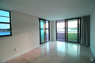 Building Photo - 6820 Indian Creek Dr
