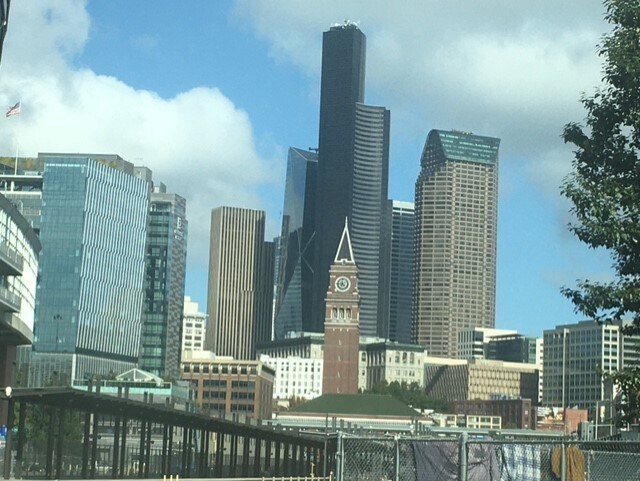 Foto del edificio - 108 5th Ave S