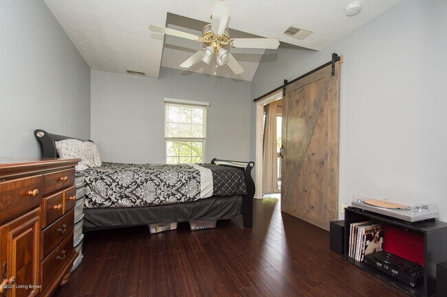Foto del edificio - 1236 Lexington Rd