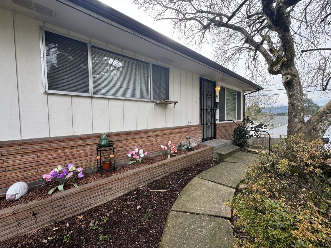 Photo - 3434 SE King Rd (Portland, OR)