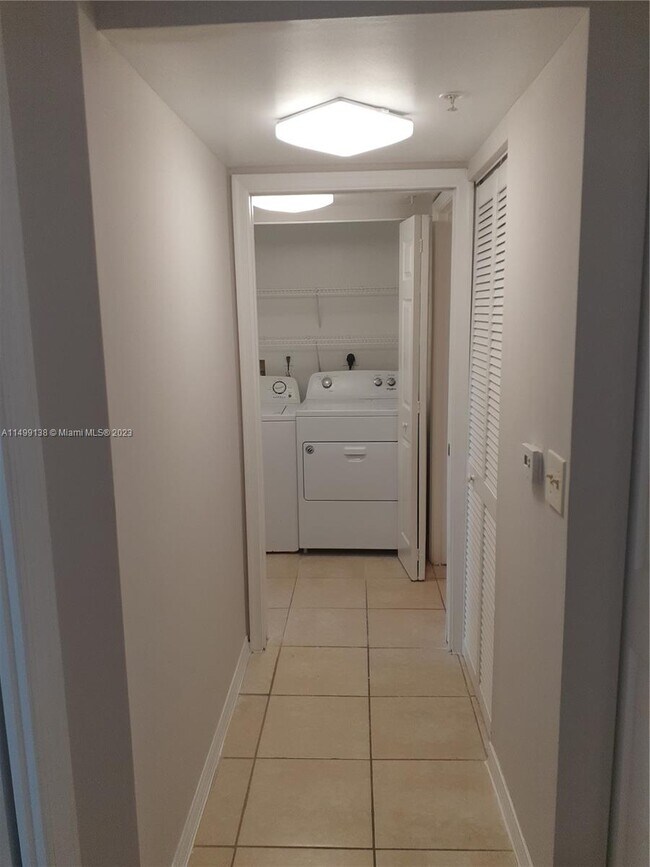 Foto del edificio - 720 SW 111th Ave