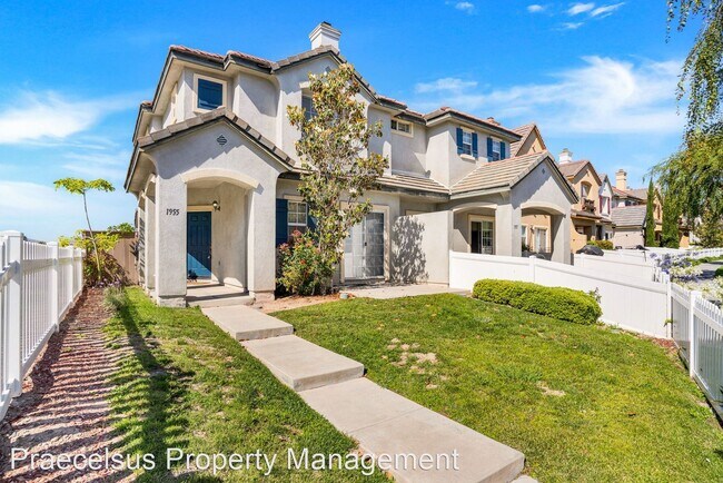 Foto del edificio - 3 br, 2.5 bath House - 1955 Mount Bullion Dr