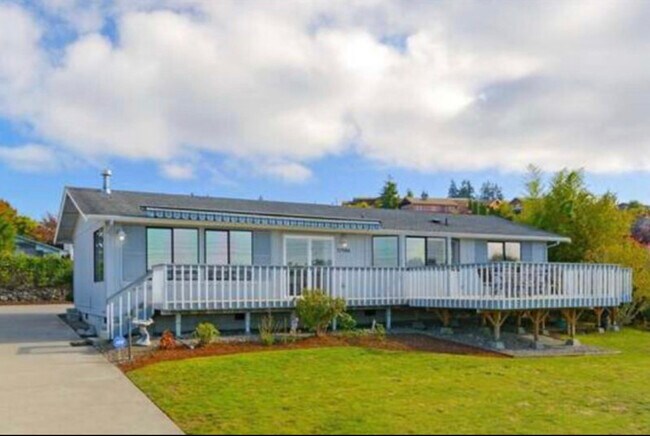 Building Photo - 37986 Hood Canal Dr NE