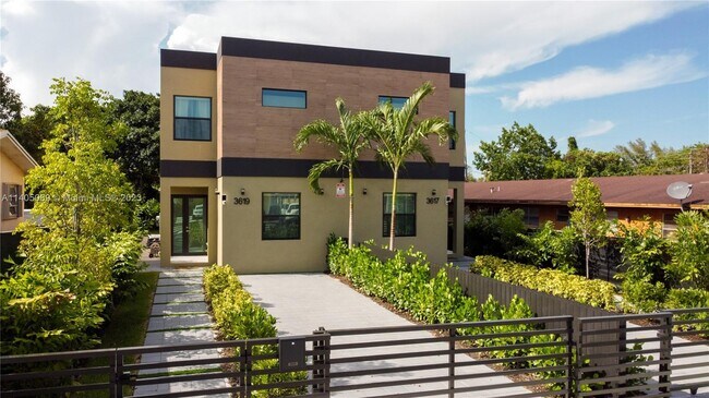 Foto del edificio - 3619 SW 27th St