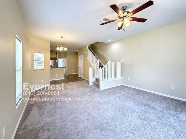 Building Photo - 12623 Kings Crossing Dr