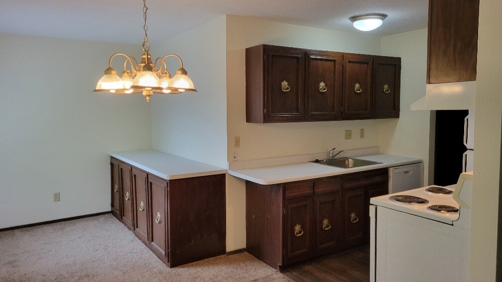 Foto principal - 815 Smetana Rd