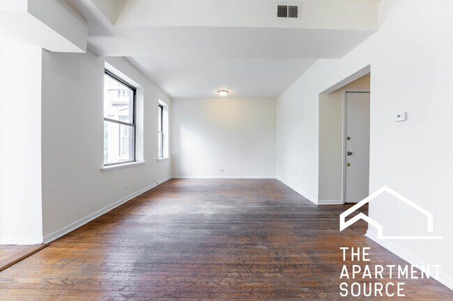 Foto del edificio - 2323 N Kedzie Blvd
