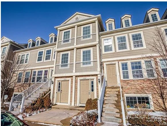 Building Photo - 1097 Foxboro