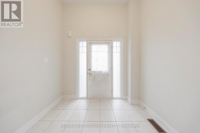 Photo du bâtiment - 67 Lorne Thomas Pl