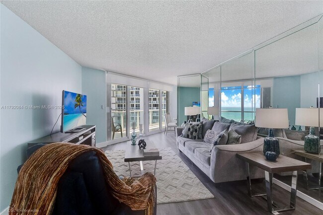 Building Photo - 16445 Collins Ave