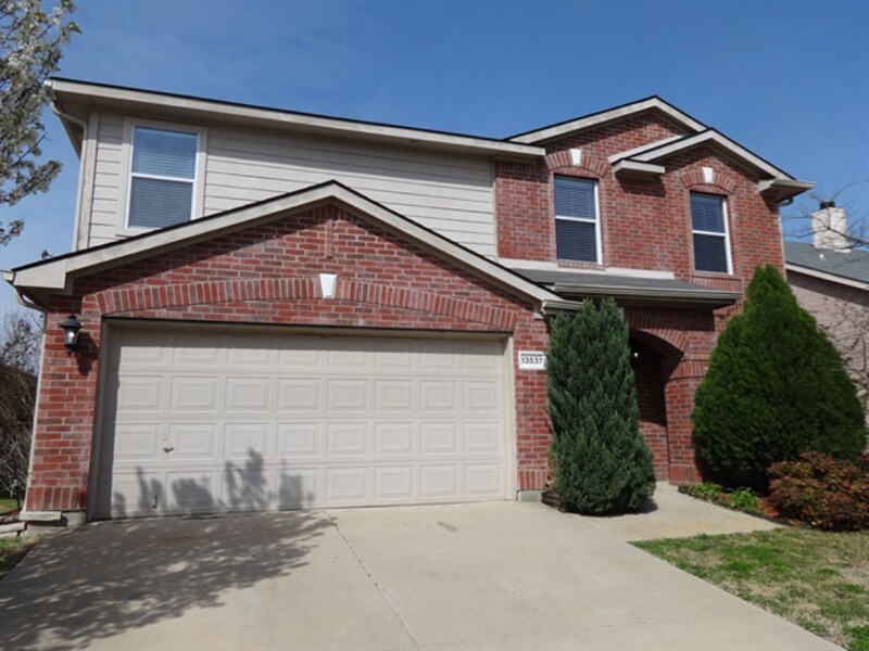 Primary Photo - 13539 Ponderosa Ranch Rd