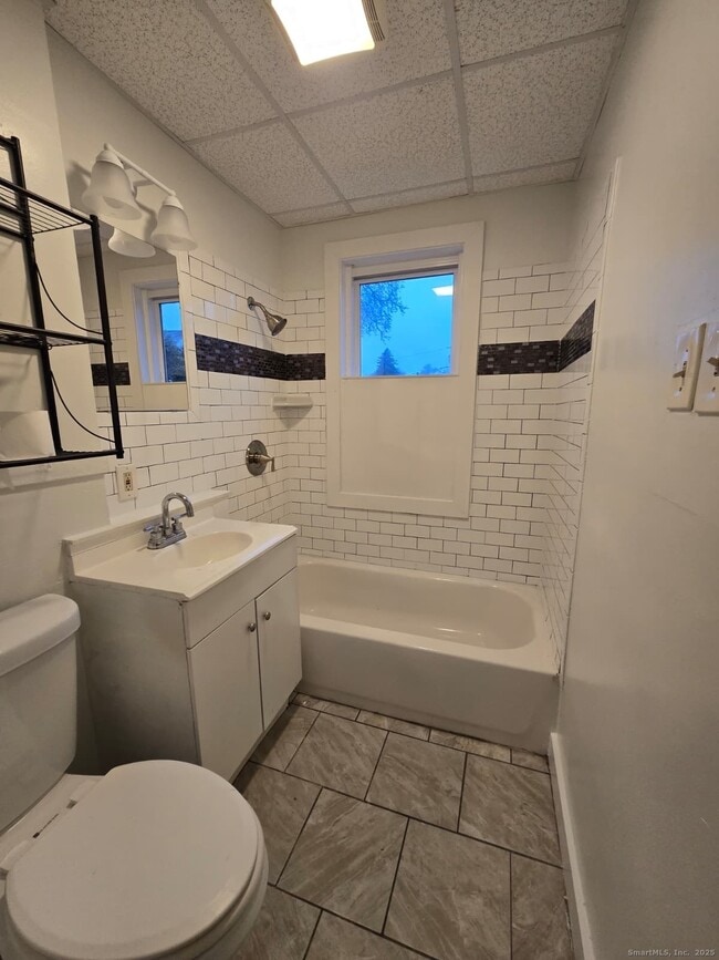 Foto del edificio - 75 Curtis St