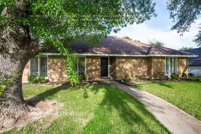 Building Photo - 6616 Braddock Pl