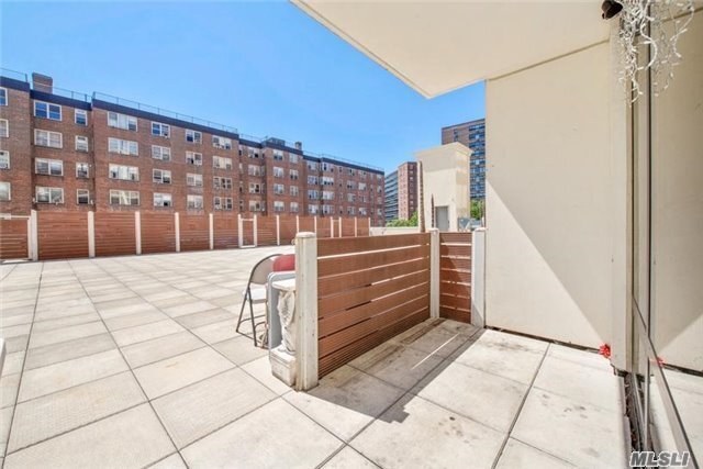 Foto del edificio - 63-36-63-99 99th St
