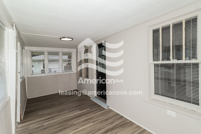 Building Photo - 521 Dale Ave