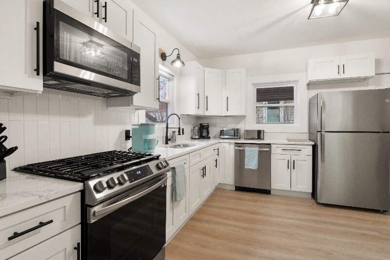 65 Cypress St, Rochester, NY 14620 House Rental in Rochester, NY