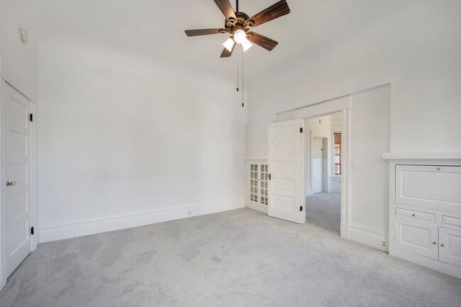 Building Photo - 507 Santa Clara Ave