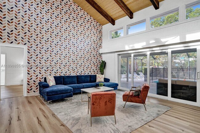 Foto del edificio - 2120 SW 28th Terrace