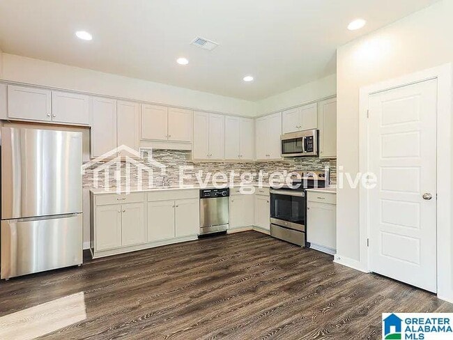 Building Photo - 86 Wolf Ln