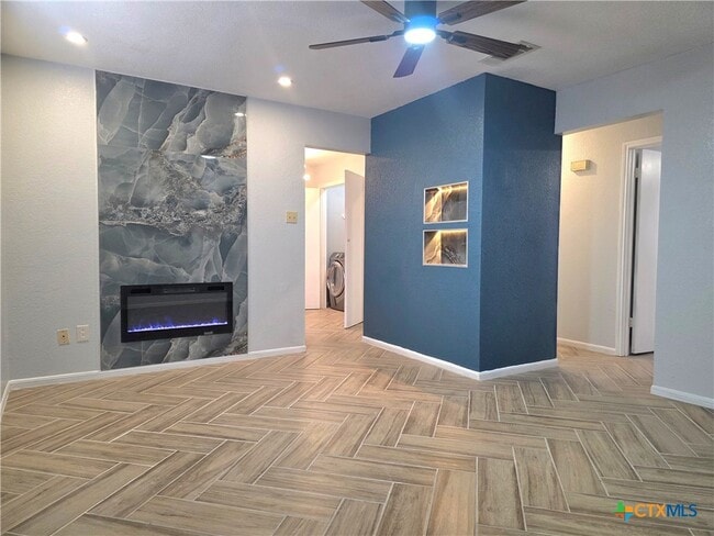 Building Photo - 303 Erby Ave