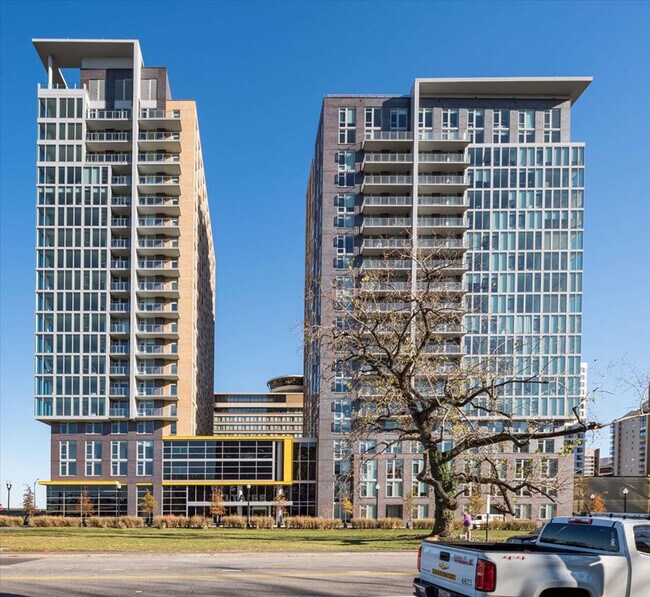 Foto del edificio - 400 Army Navy Dr