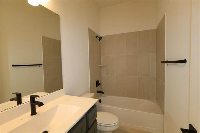 Building Photo - 1514 Roundup Wy