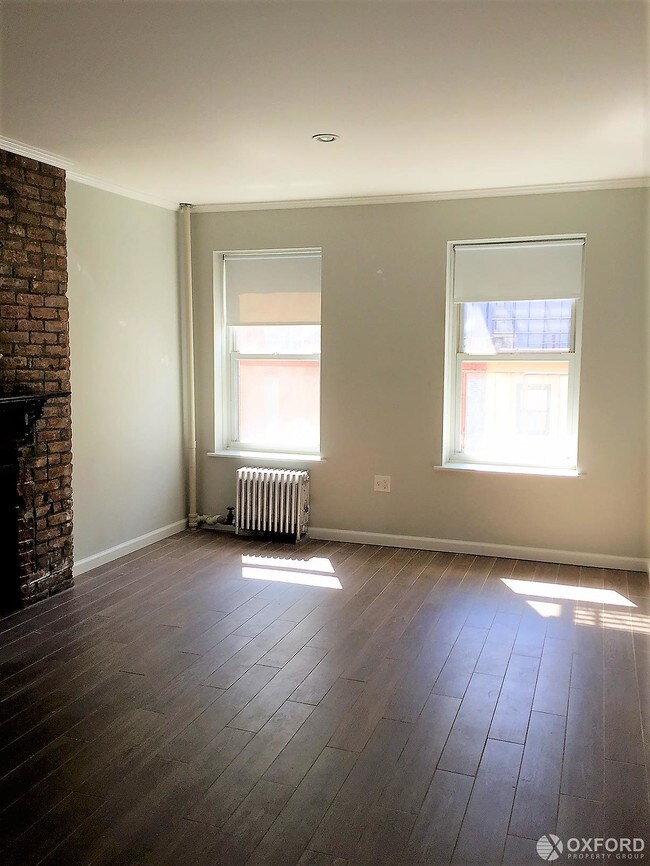 Foto del edificio - 445 West 36th Street