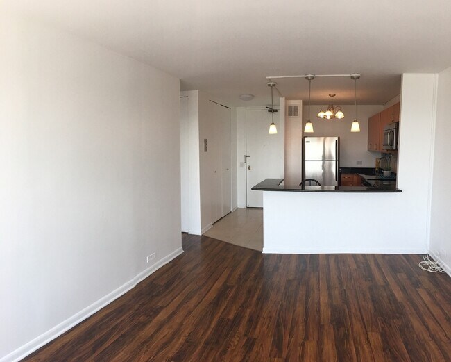 Foto del edificio - 5445 N Sheridan Rd