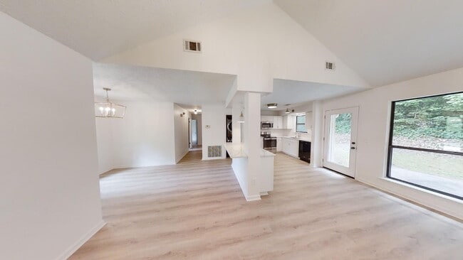 Foto del edificio - N Cedarbrook Bungalow