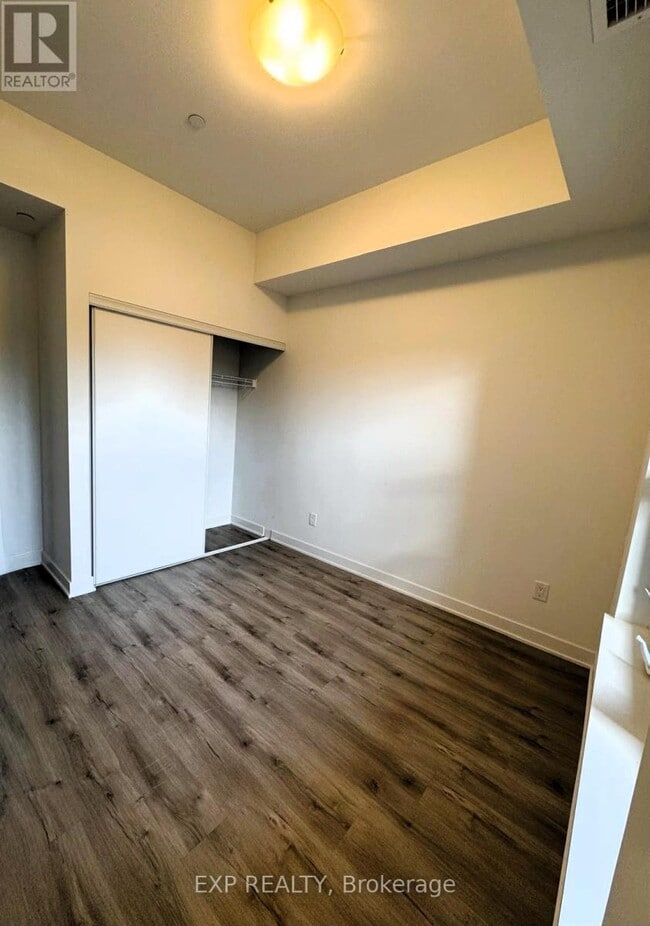 Photo du bâtiment - 110 Fergus Ave