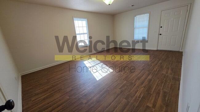 Building Photo - 317 S 12th St