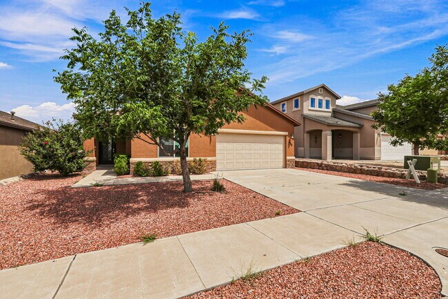 Foto del edificio - 7409 Dewberry Dr