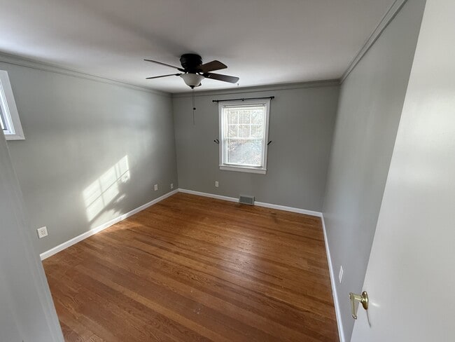 Foto del edificio - 123 Merigold Dr