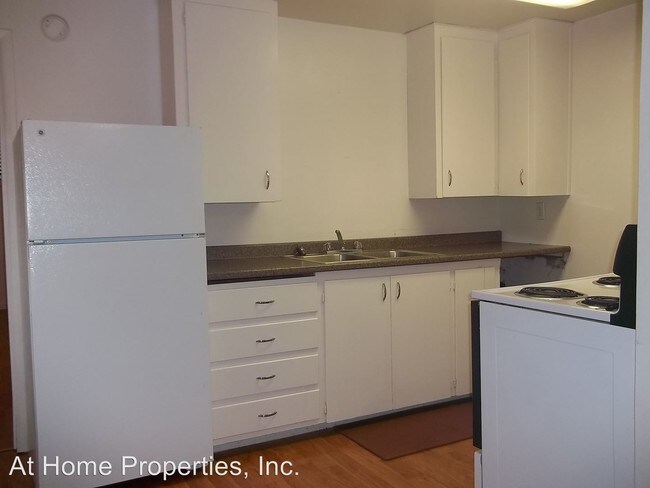 Foto del edificio - 328 NW 13th St