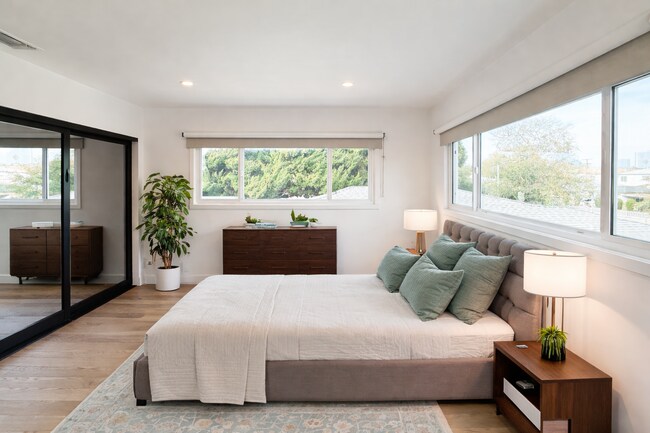 Foto del edificio - 1756 Franklin St