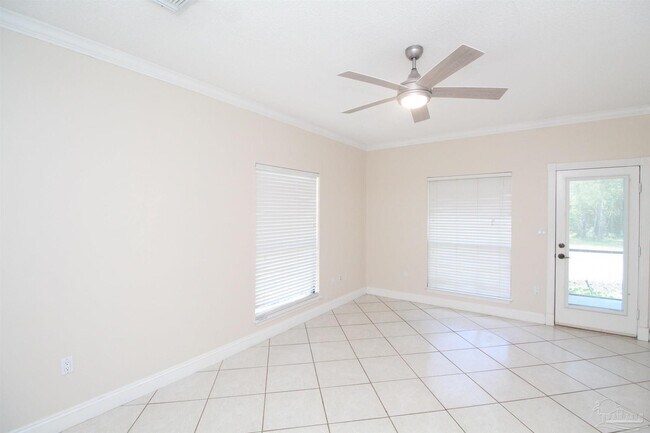 Foto del edificio - 2563 2nd Ct