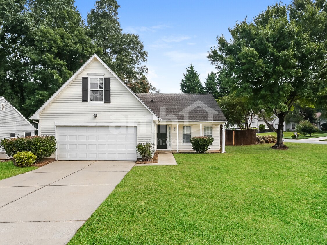 Foto principal - 704 Bent Hollow Ct