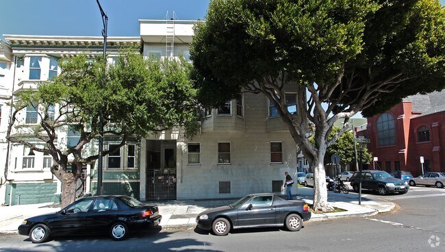 Building Photo - 595-599 Dolores St