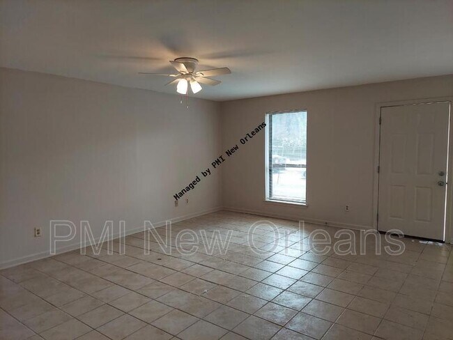 Foto del edificio - 1444 Carrollton Ave