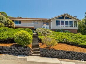 Building Photo - 103 S 294th Pl
