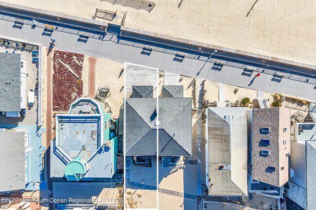 Building Photo - 14 Minard Pl