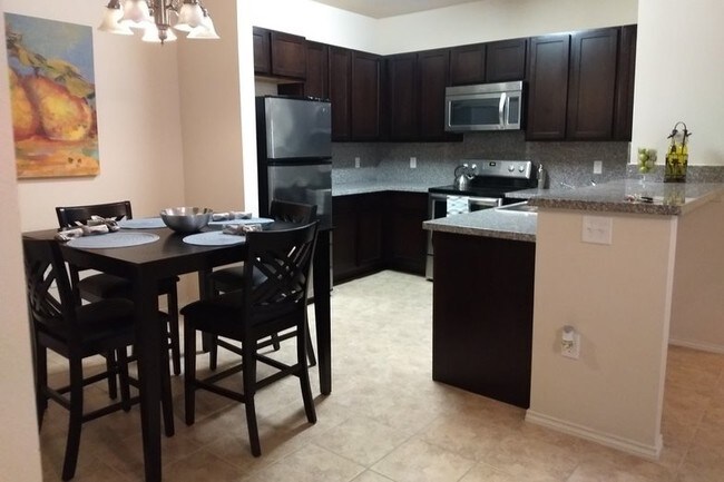 Foto del edificio - 7619 King Arthurs Ct