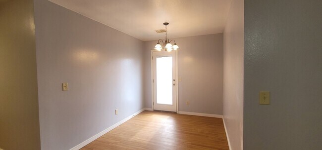 Building Photo - Newly Updated Home in Amarillo