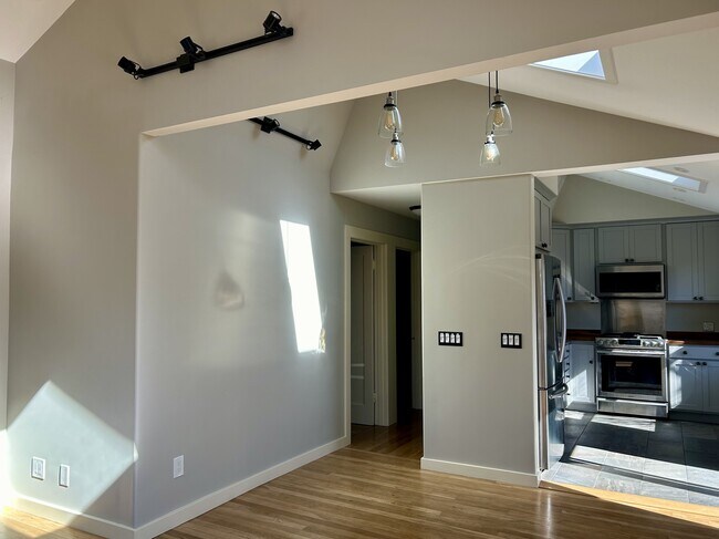 Building Photo - 1428 Seventh St