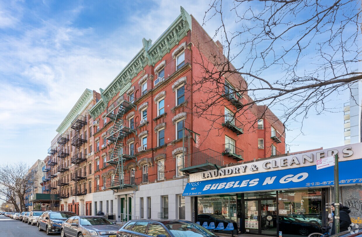 Vivienne Westwood Apartments in New York, NY