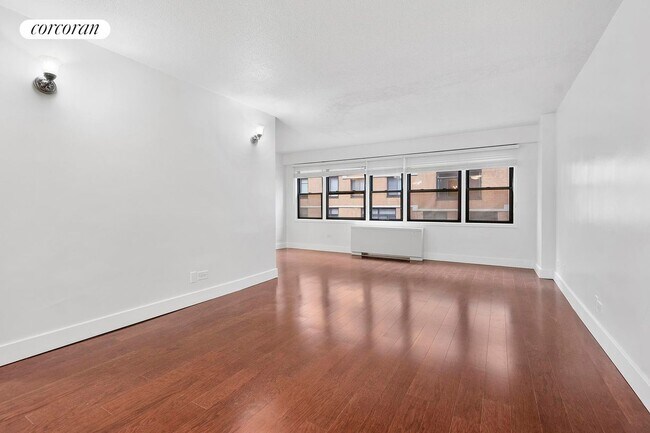 Foto del edificio - 520 E 81st St