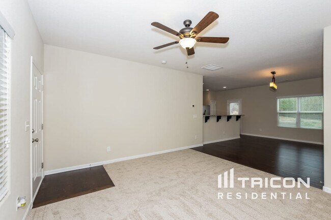 Foto del edificio - 4717 Opus Ln
