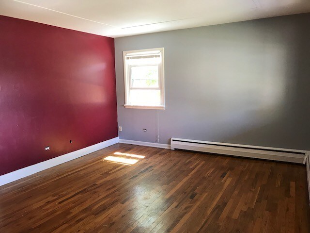 sala de estar - 7530 Stuart St
