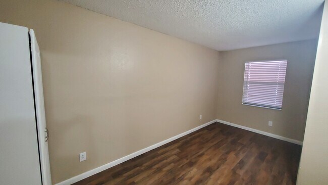 Foto del edificio - 149 Lakeside Hills Loop